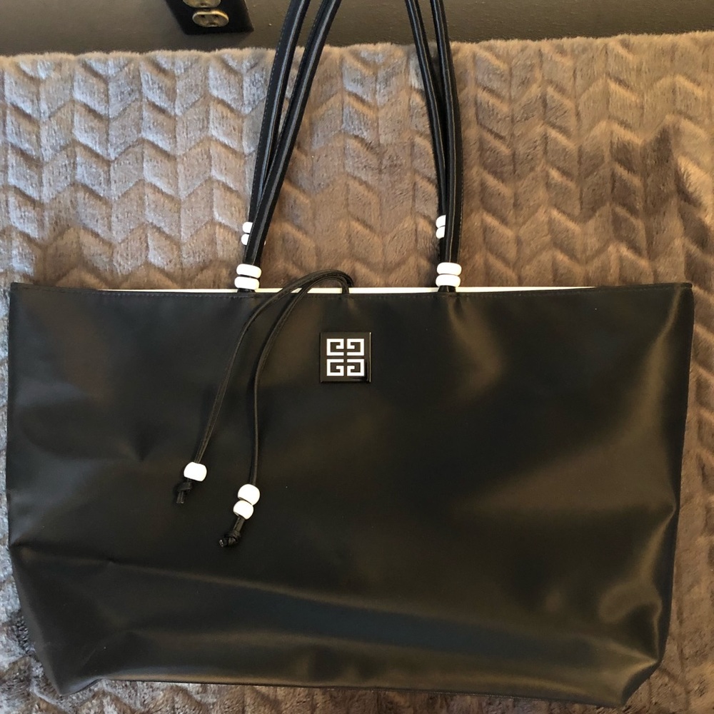 NEVER USED Givenchy tote